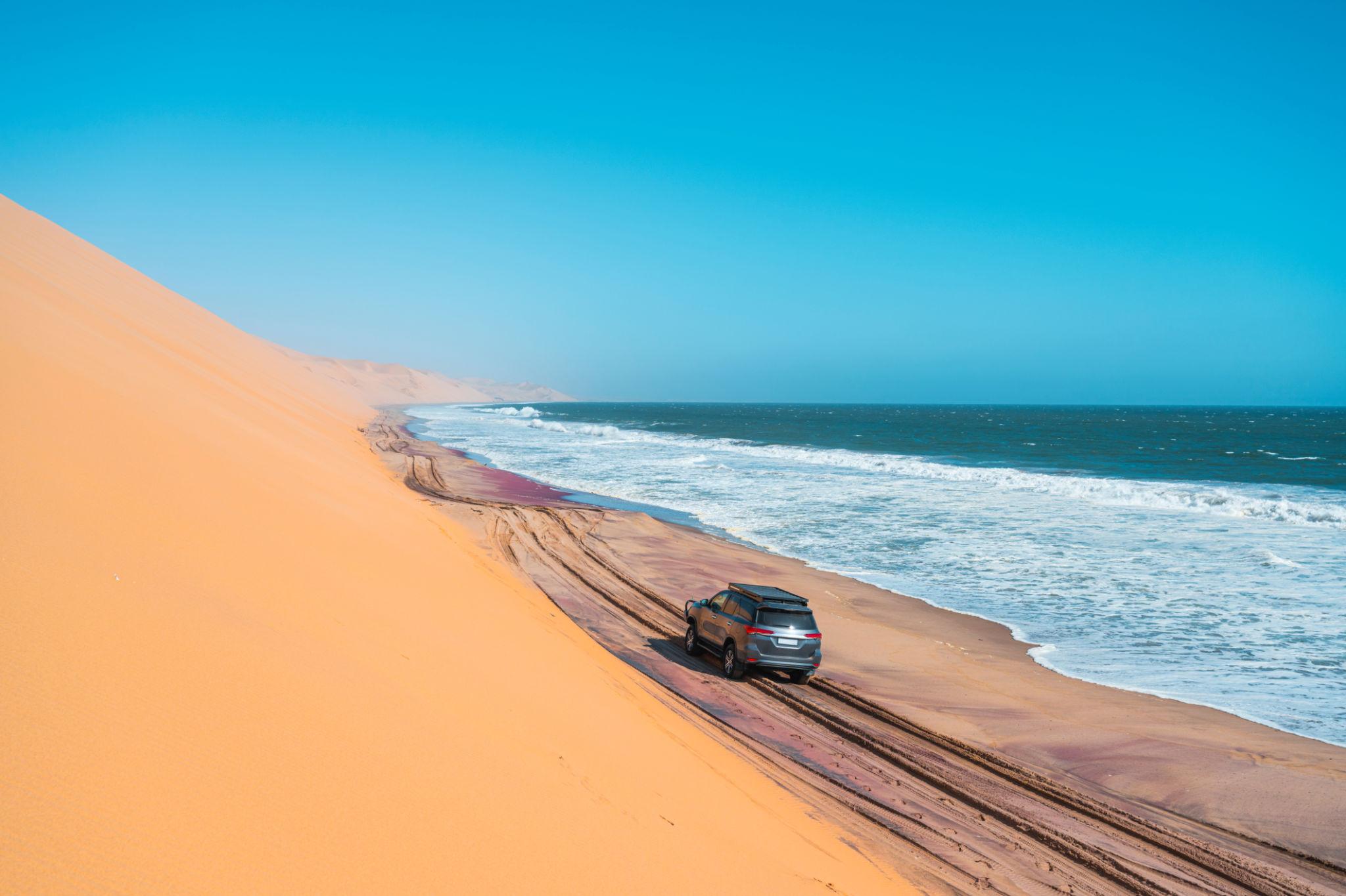 sandwich harbour in namibia